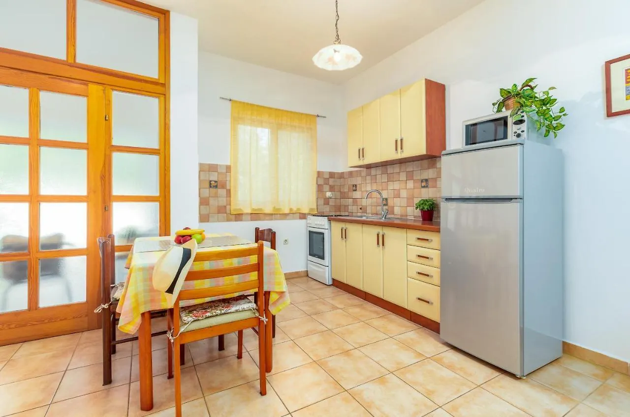 Studio Apartment Luana Fažana